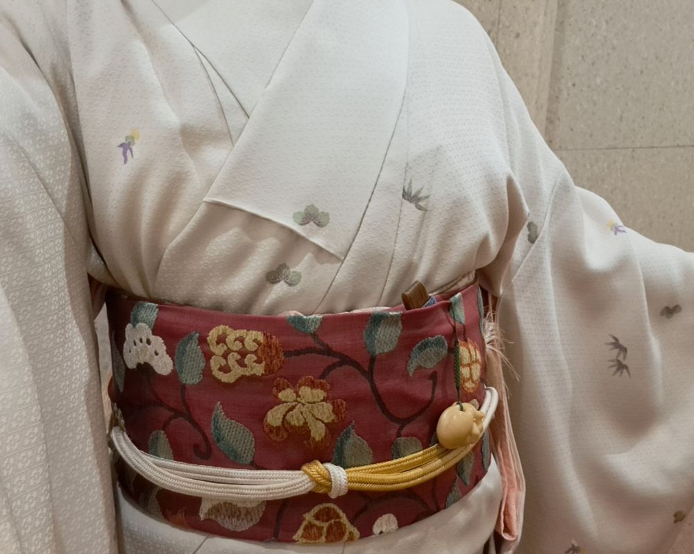 象牙色地桐竹鳳凰小紋に紅色地モール織名古屋帯