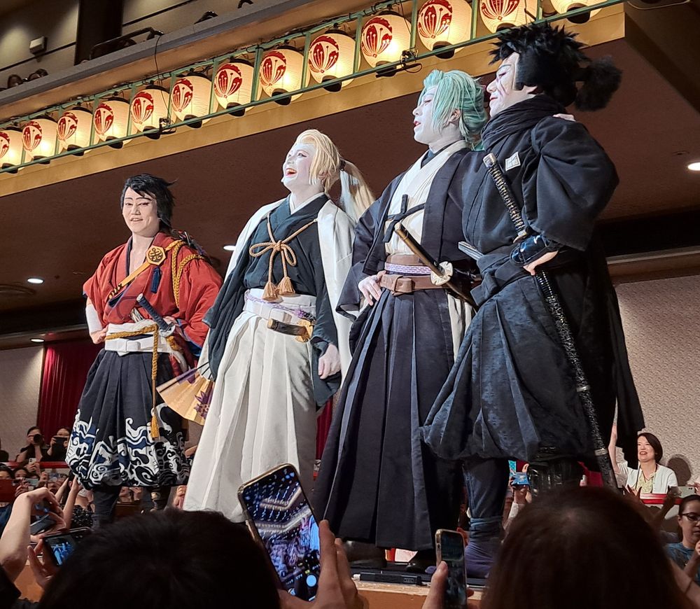 花道近い席だった