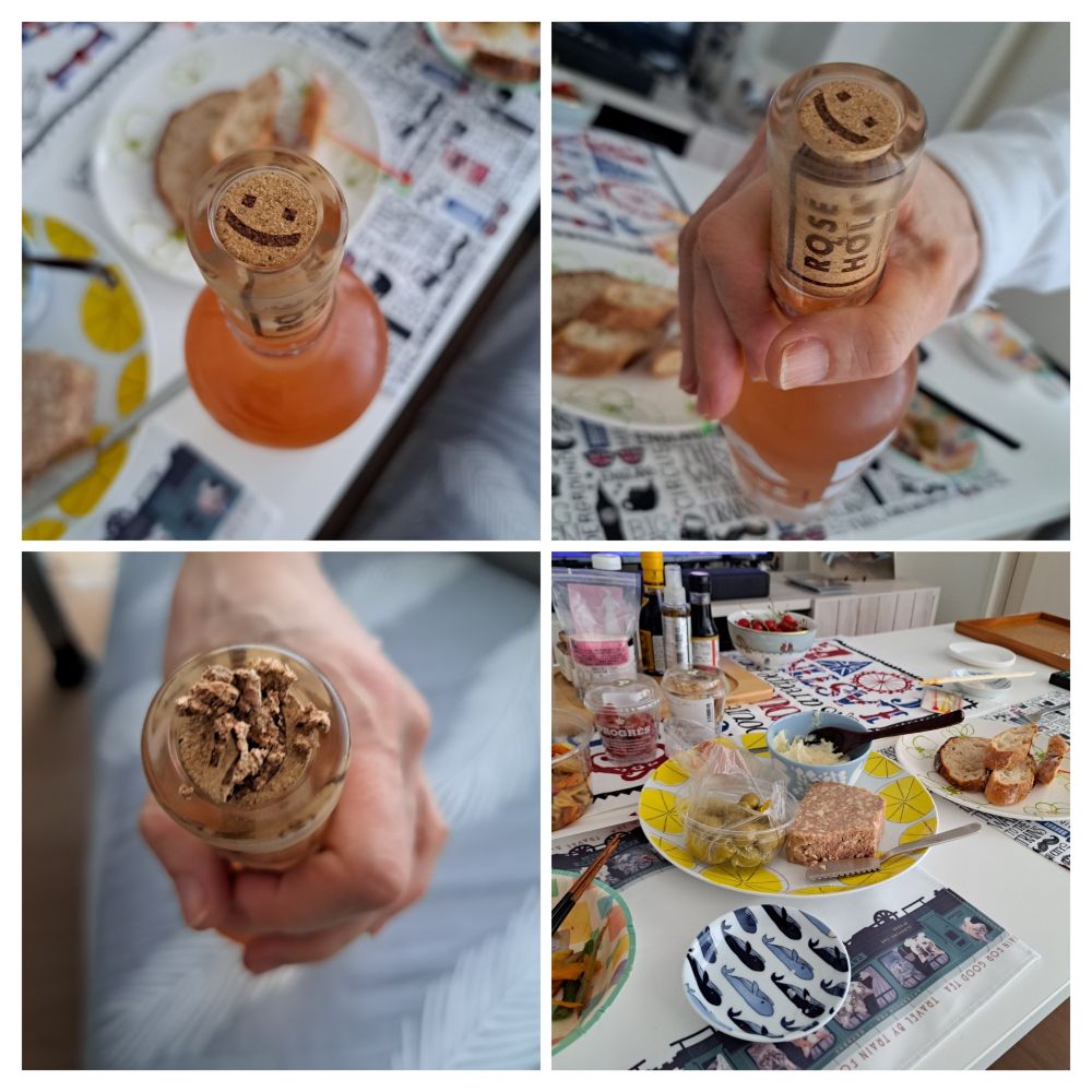 ワインのコルクがニコニコ☺だったが脆かった