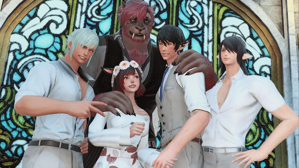 The second Bonding was much less formal. Officiated on Faar's Island Sanctuary with only closest friends. A much more relaxing experience with the best groomsmen service you could ask for. Faar totally threw the bouquet at Emmanellain by pure accident and not because Sicard paid her beforehand...