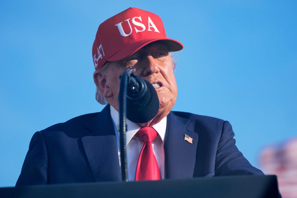 "If this continues, I am going to exert my powers, and FEDERALIZE this City. MAKE AMERICA GREAT AGAIN!"