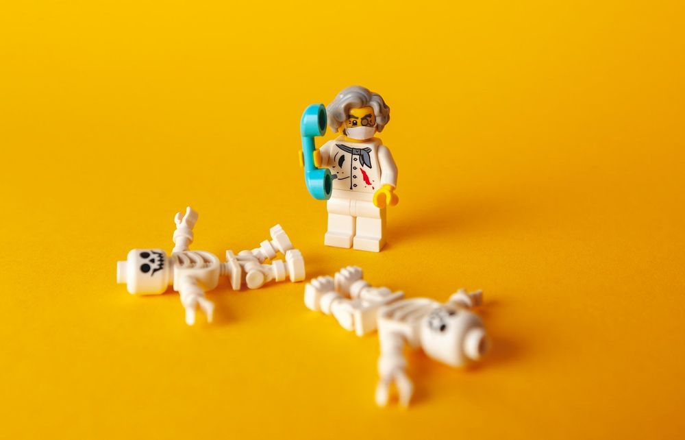LEGO – Wissenschaft [Foto von Ryoji Iwata auf Unsplash]
