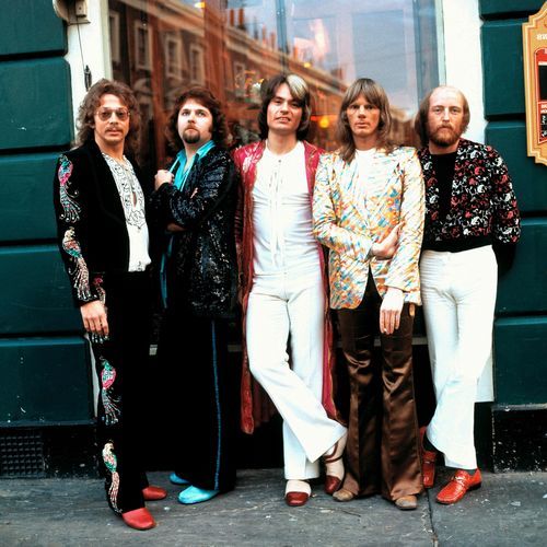 Now Playing on https://www.ProgRock.com New World [1972: Grave New World] by Strawbs #progrock
