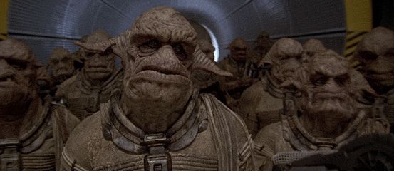 Mangalore receiving applause in “The Fifth Element”. 