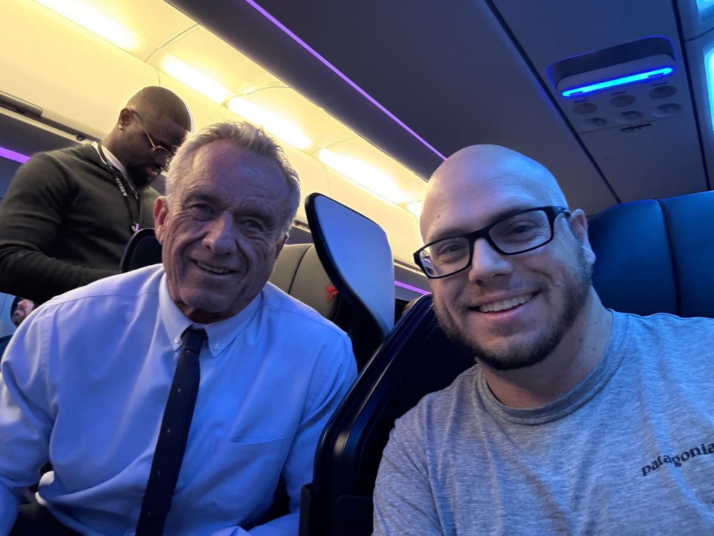 A selfie with RFK Jr 