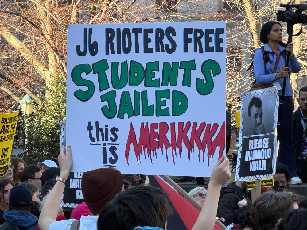 Sign:
J6 Rioters Free
Students Jailed
This is Amerikkka
