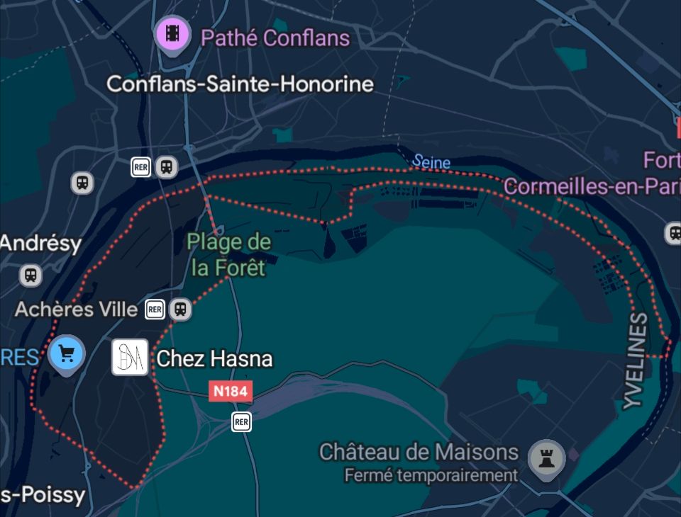 Vu Google maps de la fameuse ville d'Acheres qui est en forme de croissant, les boulangeries doivent y être fameuses 