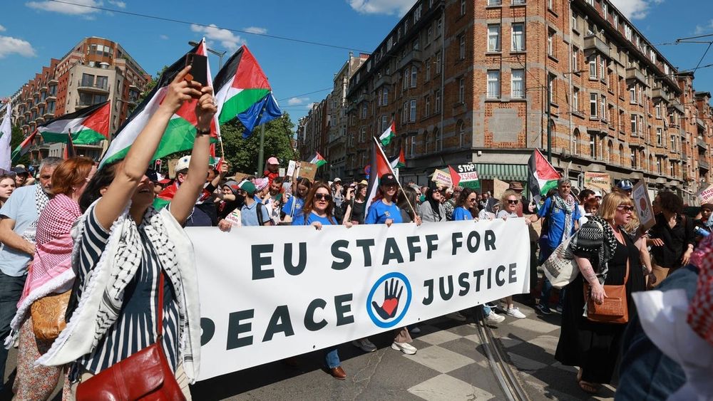Multitudinaria manifestación propalestina en Bruselas para pedir un alto el fuego bajo el lema 'Stop Genocidio'