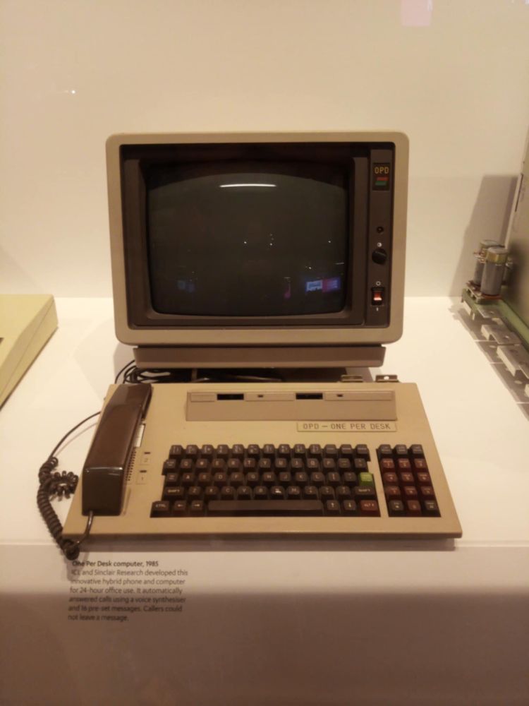 1985 “one per desk” computer, manchester museum of science and tech