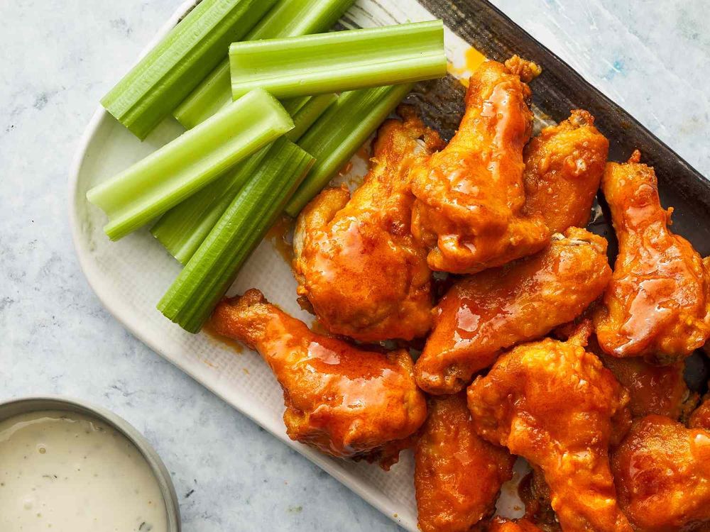 Buffalo wings and celery