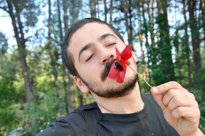 12 yıl önce bir düşü korumak için sokağa çıkan Ali İsmail Korkmaz’ı aramızdan aldı zulüm. 10 Temmuz’da gülüşü yıldızlara karıştı ama umudu hala yolumuzu aydınlatıyor. Unutmayacağız, vazgeçmeyeceğiz.
#AliİsmailKorkmaz