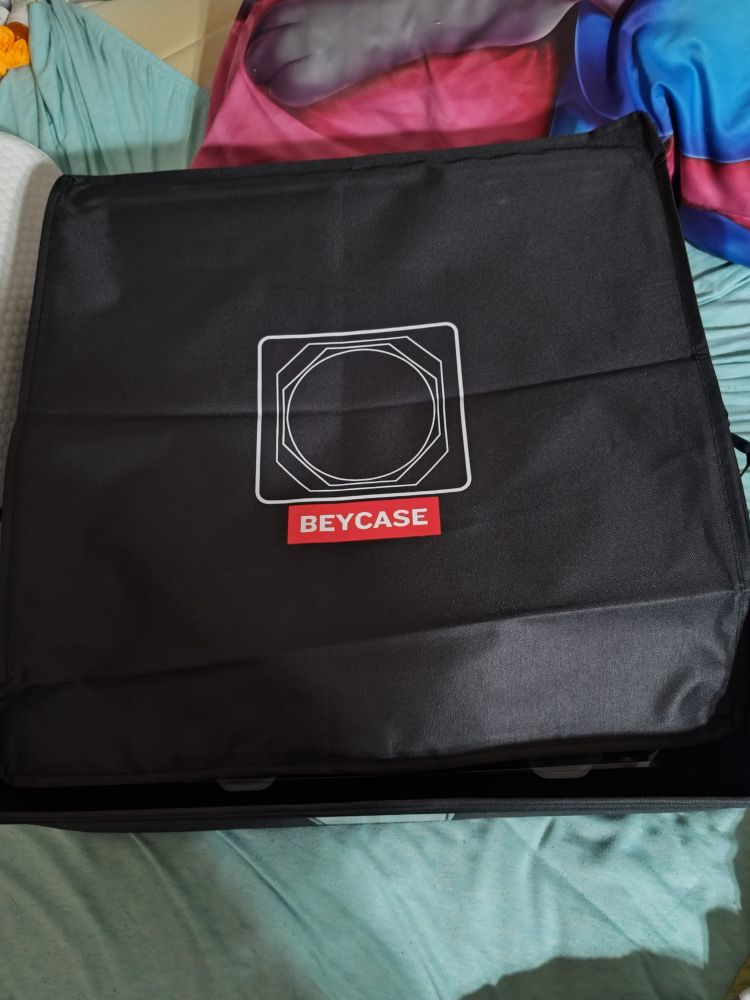 A Beycase stadium case for Beyblade 