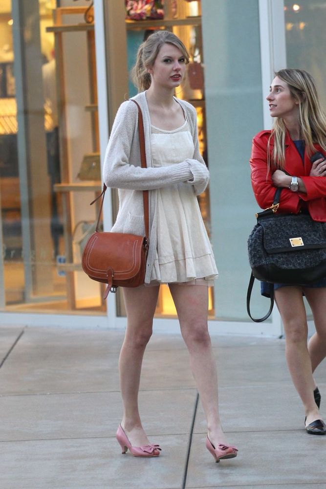 Taylor swift in 2011