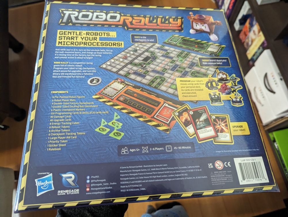 The back of the 2023 Robo Rally box depicting it's contents