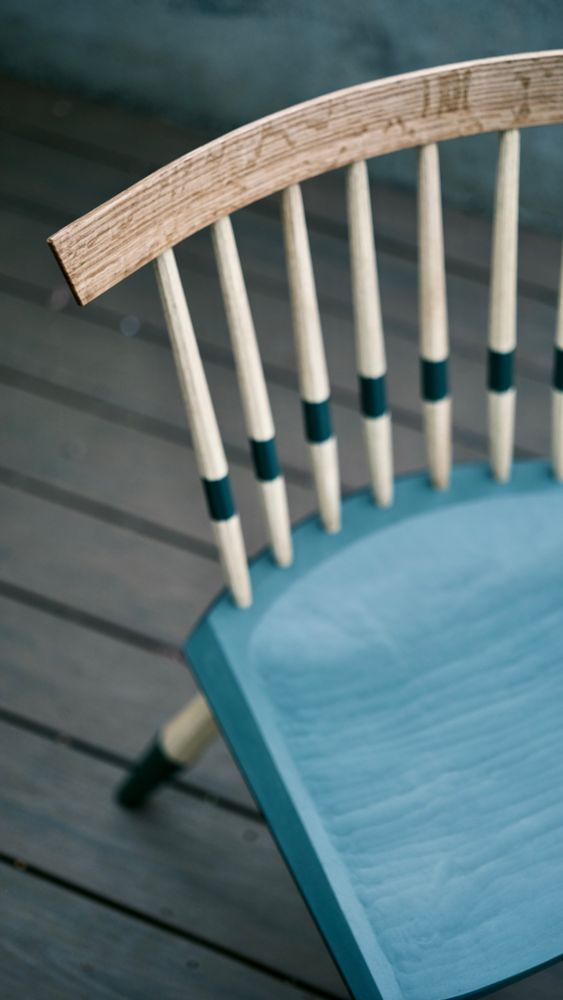 View from above of this side chair showing the texture of the seat