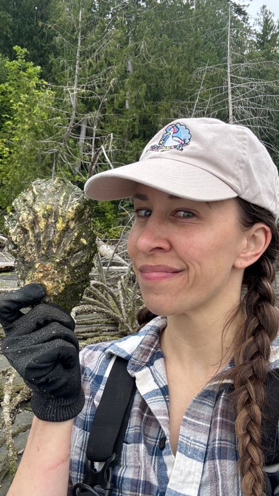 A girl and a giant oyster 