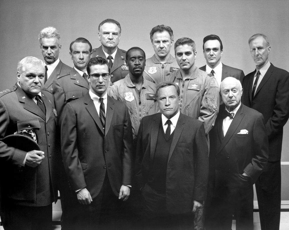 A black and white publicity photograph of the princpial cast of the CBS 2000 live remake of “Fail Safe.”
