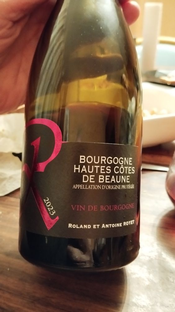 Bouteille de Bourgogne Hautes côtes de Beaune, 2023, Domaine Royet.