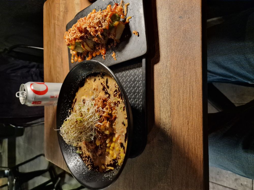 Picture of a ramen dinner