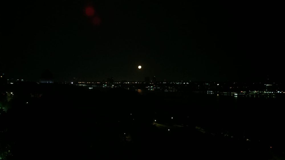 A photo of the Hudson river, at about (40.81, -73.96), taken at 8/8/2025, 4:26:58 AM.