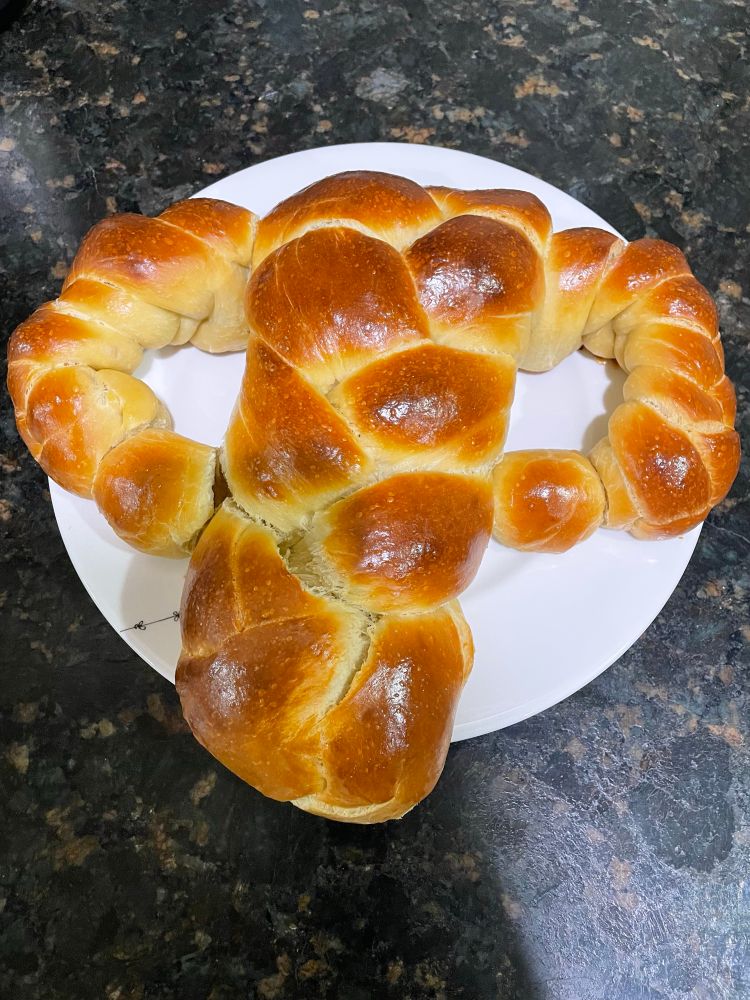 Baked uterus challah for Reproductive Shabbat