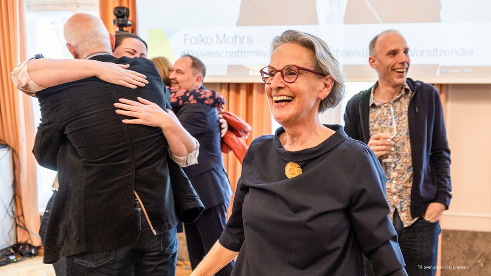 Picture of TUD's Rector Prof. Ursula Staudinger during the announcement of the funding decision of the DFG.