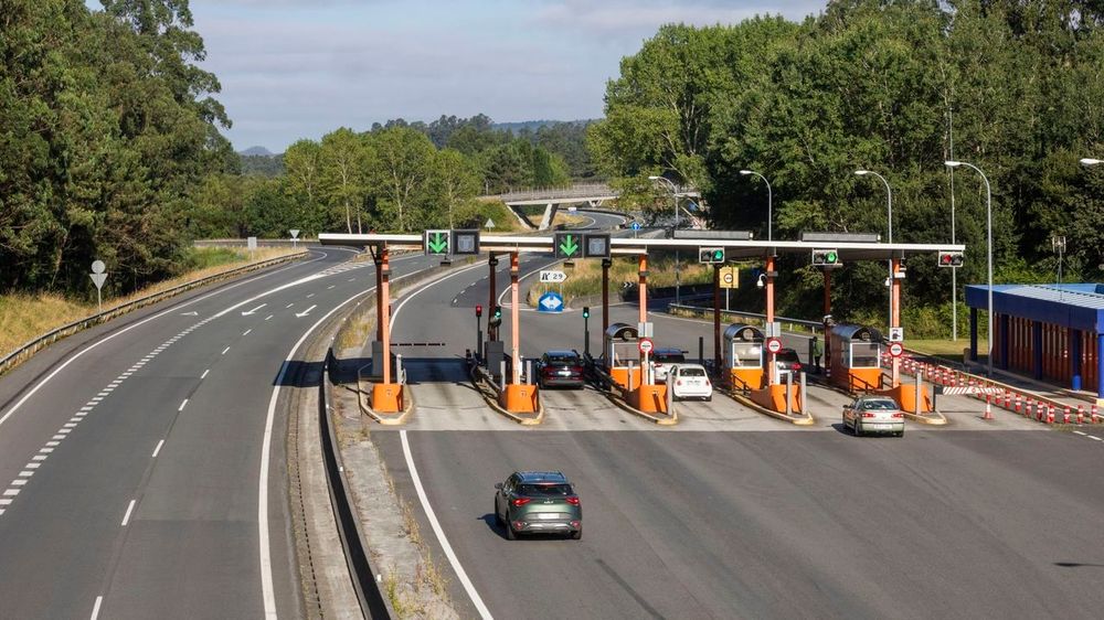 Los peajes de las dos autopistas autonómicas subirán tras permanecer dos años congelados