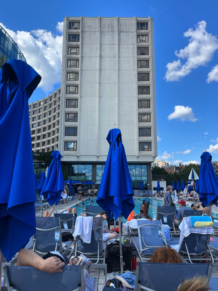 The pool is crowded 