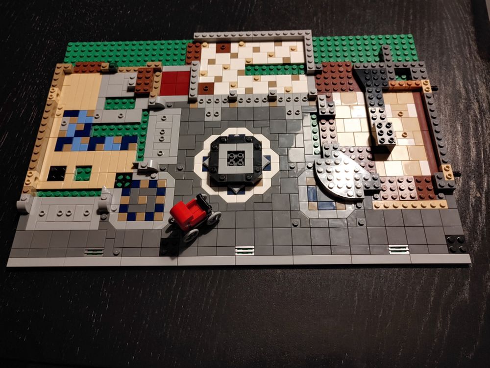 first part of LEGO set 10255 done