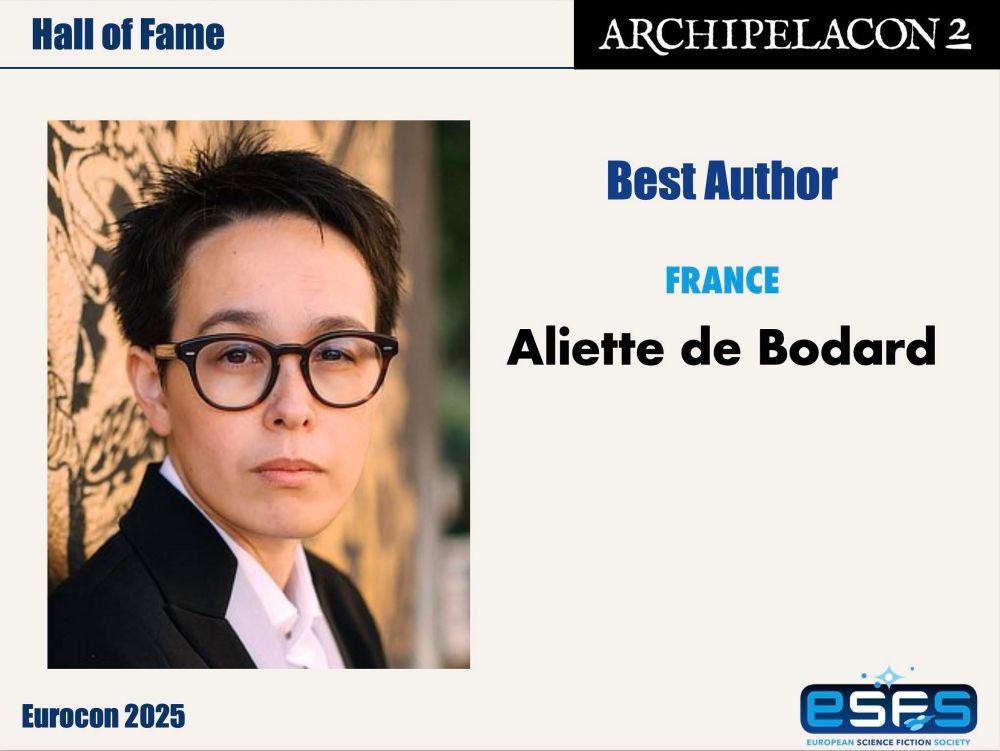 A picture of the author Aliette de Bodard alongside text that says "Hall of Fame, Best Author" 