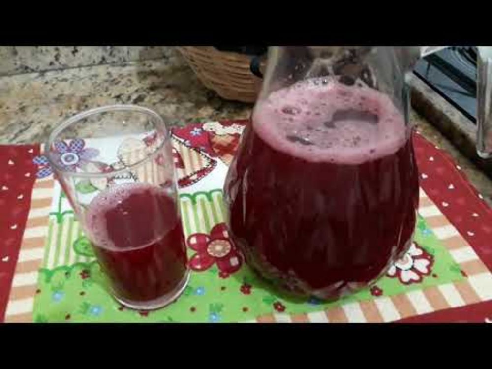 COMO FAZER SUCO DE JABUTICABA.