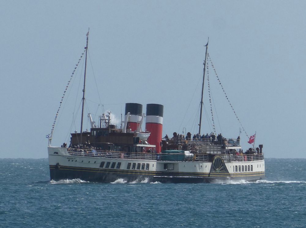 Is that an actual paddle steamer? It is!