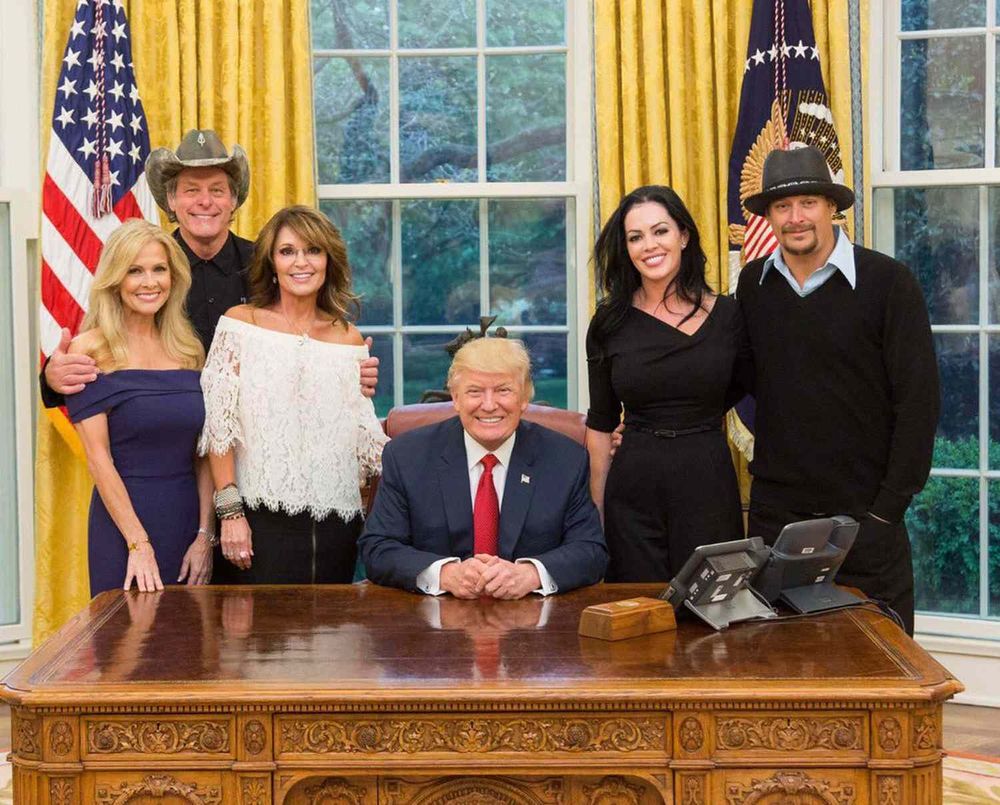 Kid rock no suit
