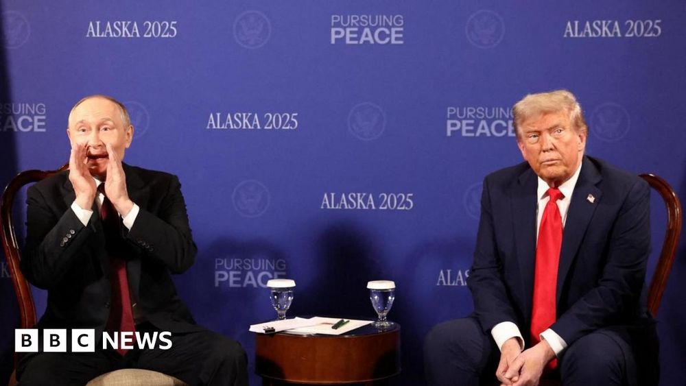 The US and Russian leaders exchanged two handshakes as they met on a red carpet before travelling together to the summit.
