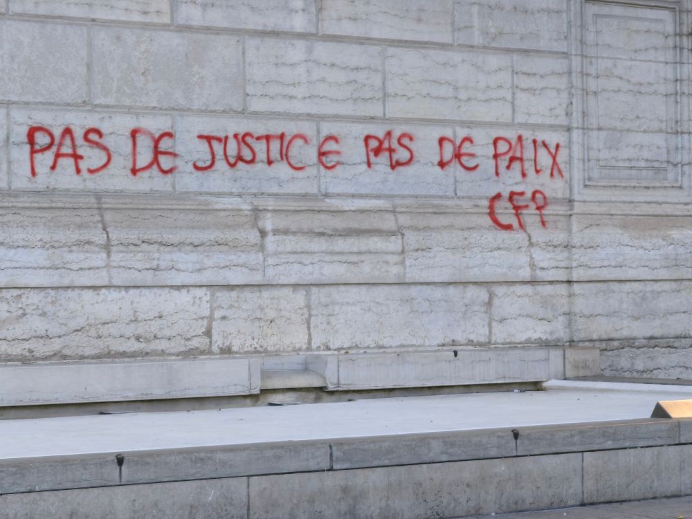 Pas de justice pas de paix 
CFP