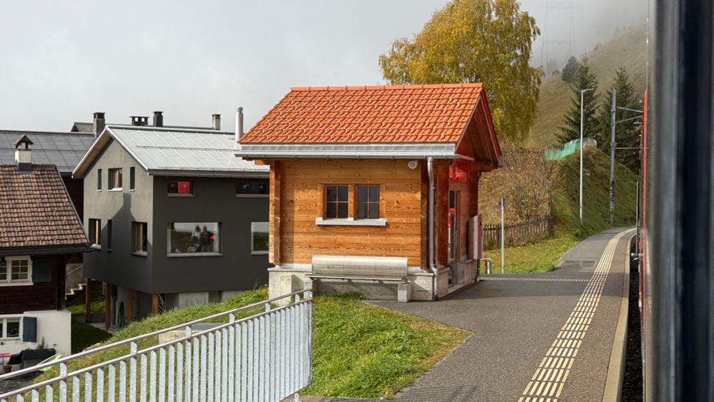 Bahnhof Bugnei. #MGB  