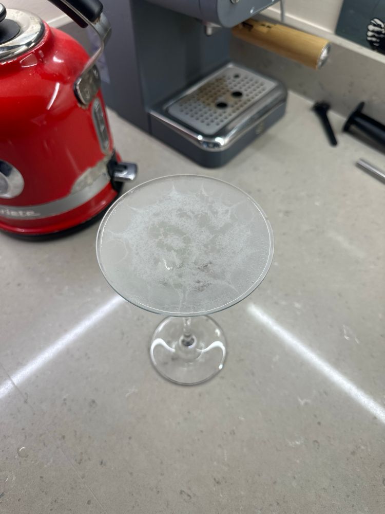 A picture of a martini.
