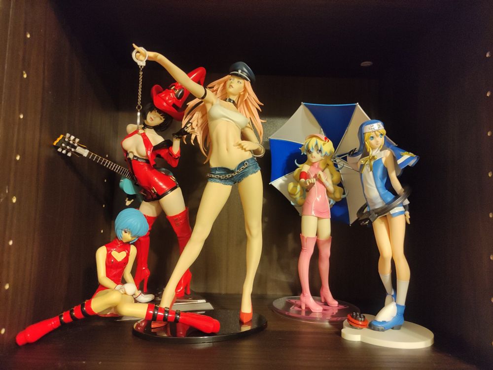 anime figures