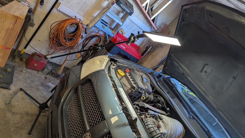 Neewer Stream light wrong answer only