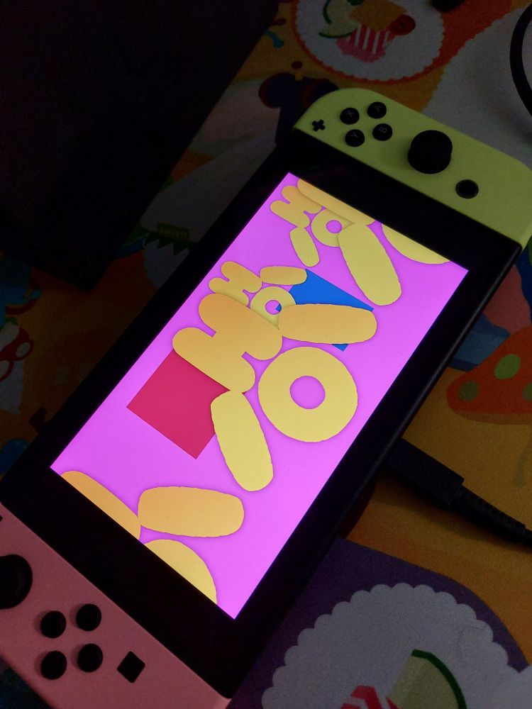 Foto de la nintendo switch mostrando sprites