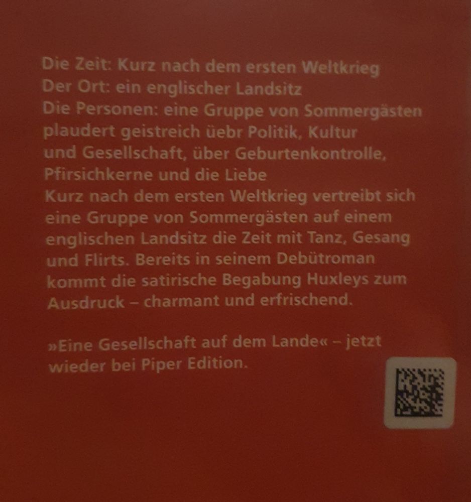 Die Zeit: Kurz nach dem ersten Weltkrieg Der Ort: ein englischer Landsitz
Die Personen: eine Gruppe von Sommergästen plaudert geistreich üebr Politik, Kultur
und Gesellschaft, über Geburtenkontrolle, Pfirsichkerne und die Liebe
Kurz nach dem ersten Weltkrieg vertreibt sich eine Gruppe von Sommergästen auf einem englischen Landsitz die Zeit mit Tanz, Gesang und Flirts. Bereits in seinem Debütroman kommt die satirische Begabung Huxleys zum Ausdruck - charmant und erfrischend.
>>Eine Gesellschaft auf dem Lande<< - jetzt wieder bei Piper Edition.