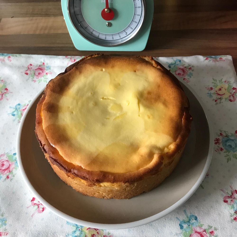 Frisch gebackener Käsekuchen