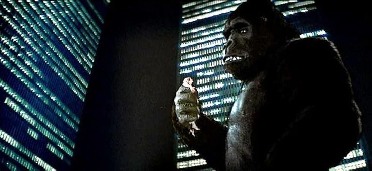 Jessica Lange and Kong and The World Trade Center in a cgi scene from the 1976 movie King Kong 