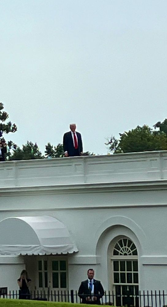Trump on roof