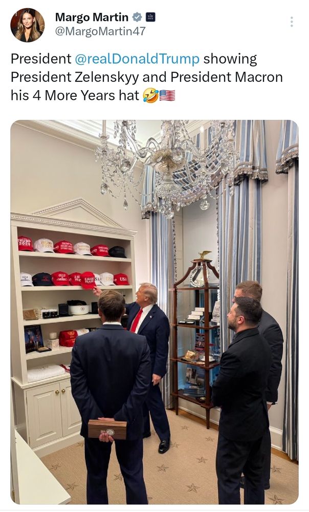 President @realDonaldTrump showing President Zelenskyy and President Macron his 4 More Years hat 🤣🇺🇸