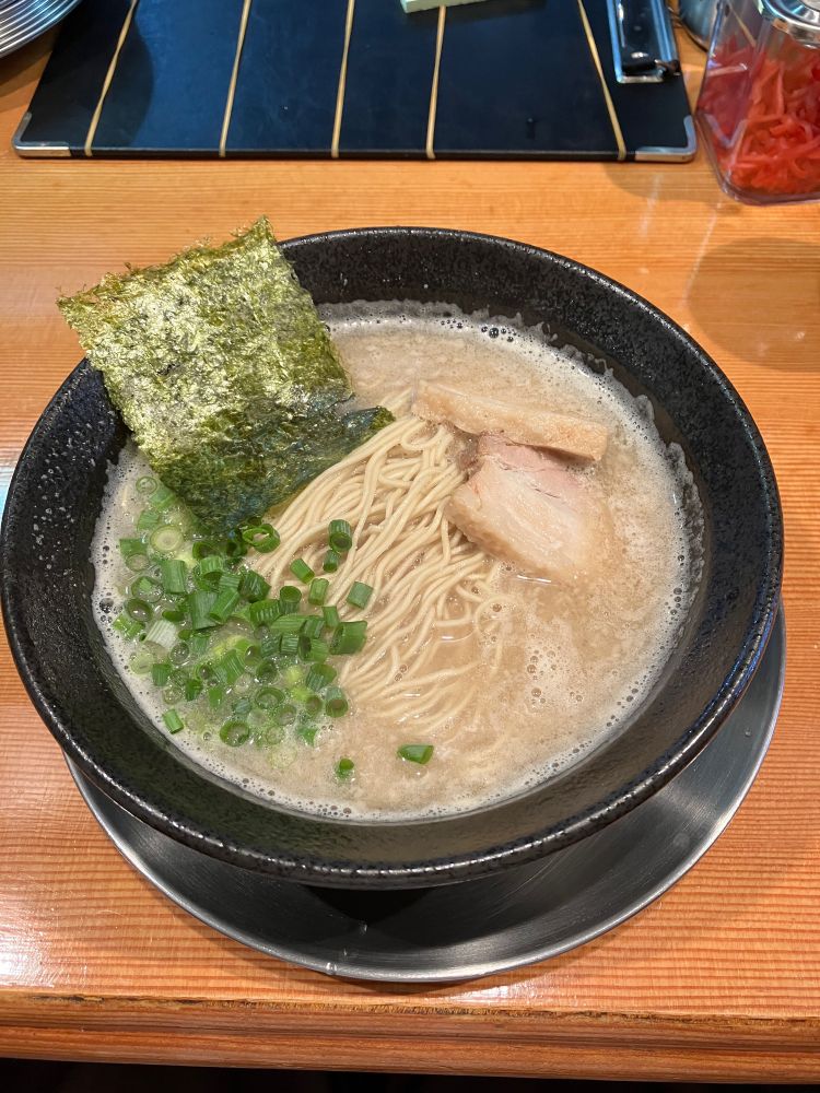 豚骨ラーメン脂少なめ
