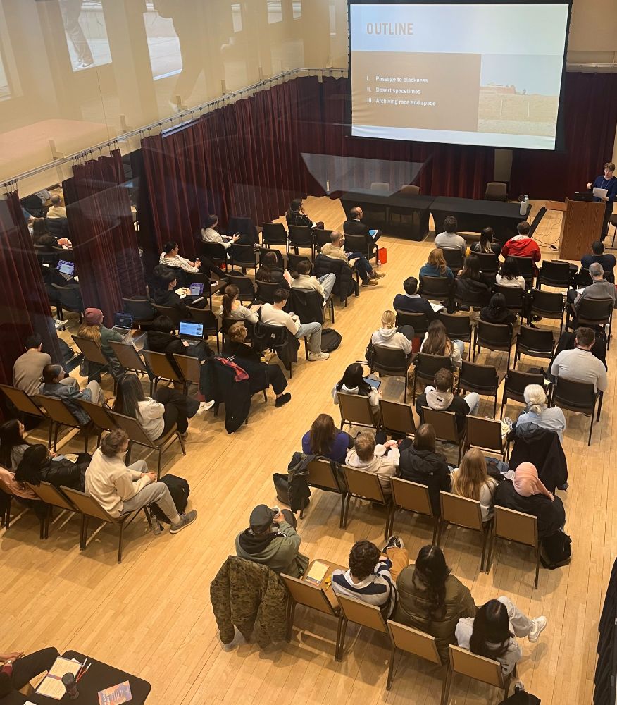 A view of the conference from above.