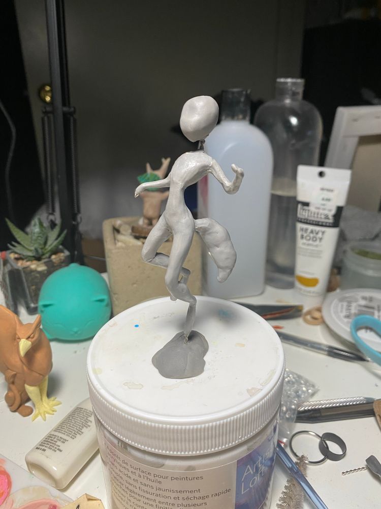 The same armature with an anthropomorphic form and human-esque head.