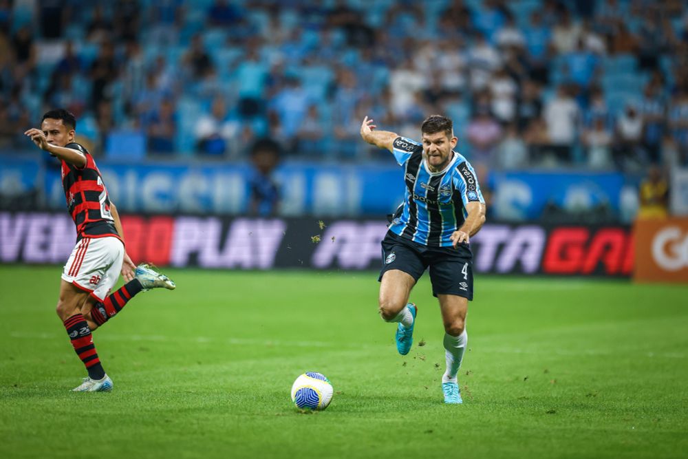 Grêmio faz tratamento intensivo em Kannemann para disputar o Gre-Nal 443 - O Bairrista