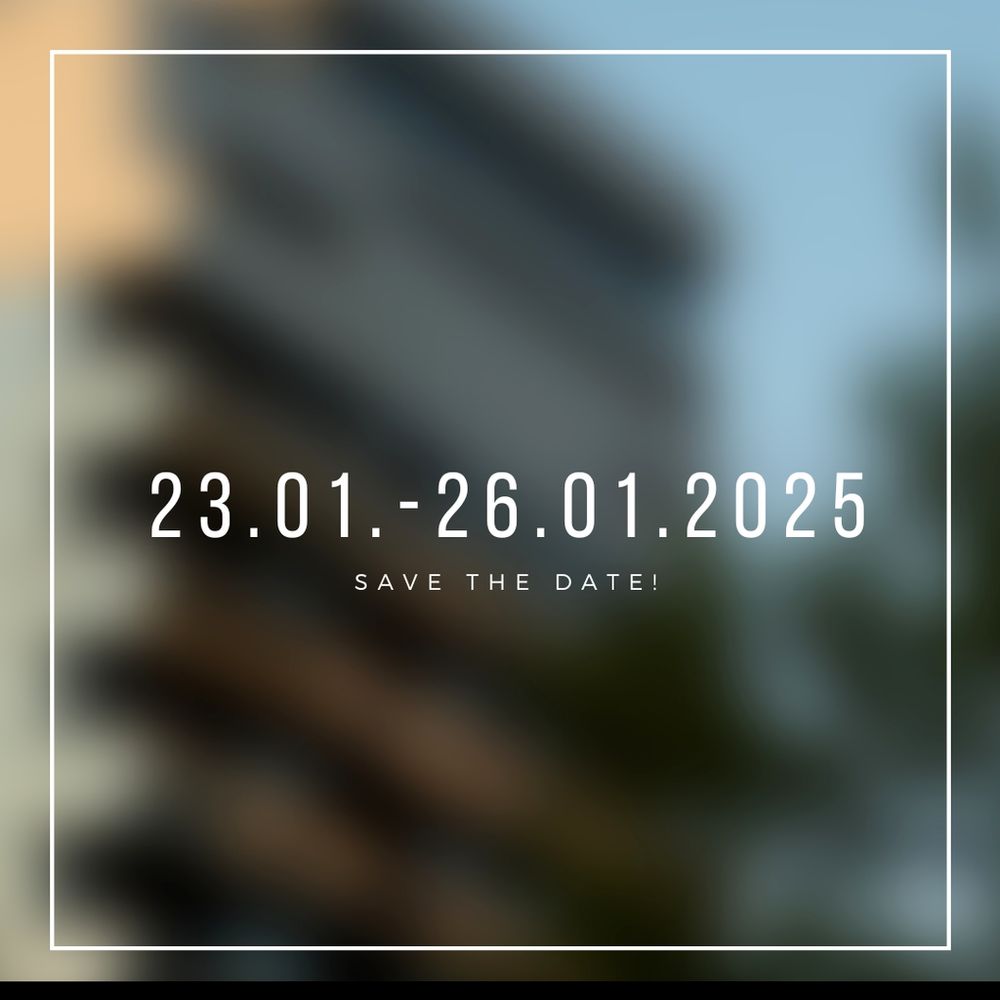 Ein unscharfes Gebäude im Hintergrund. Rechteckige, weiße Linien. Der Text: Das Datum 23. bis 26. Januar 2025 und die Webseite www.lusofest.de